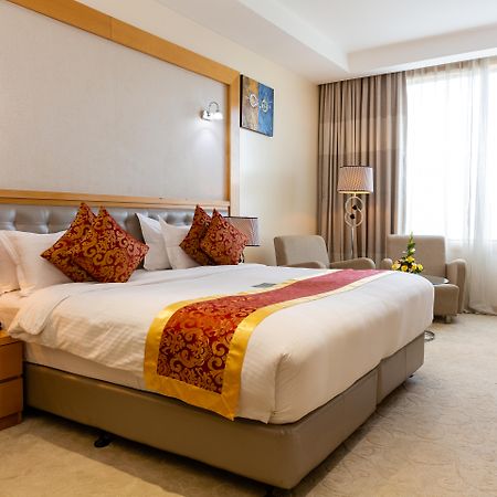 Golden Tulip Westlands Nairobi Hotel Exterior photo