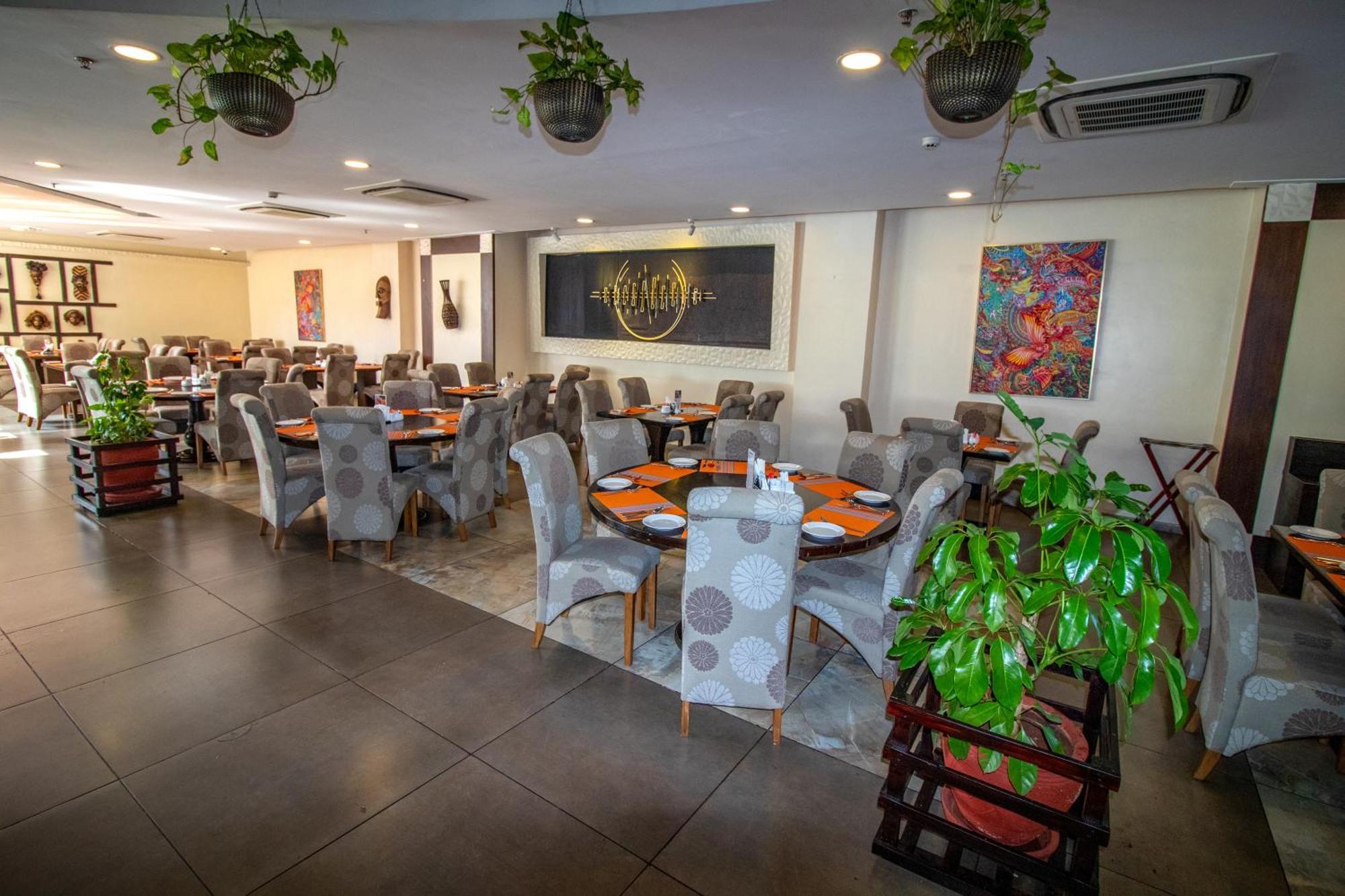 Golden Tulip Westlands Nairobi Hotel Exterior photo